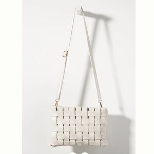 Anthropologie Lindy Woven Clutch/Crossbody Bag Cream 8”x10.5”x0.5” Vegan $80